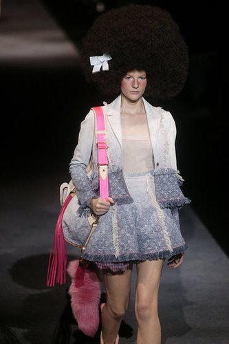Paris Fashion Week: Louis Vuitton Spring 2010 Paris Fashion Week: Louis Vuitton Spring 2010