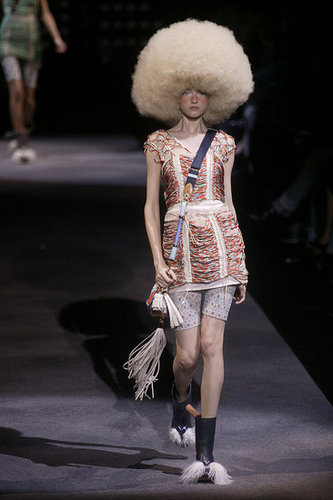 Paris Fashion Week: Louis Vuitton Spring 2010 Paris Fashion Week: Louis Vuitton Spring 2010