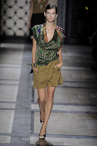 Paris Fashion Week: Dries Van Noten Spring 2010 Paris Fashion Week: Dries Van Noten Spring 2010