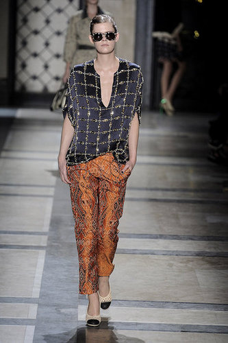 Paris Fashion Week: Dries Van Noten Spring 2010 Paris Fashion Week: Dries Van Noten Spring 2010