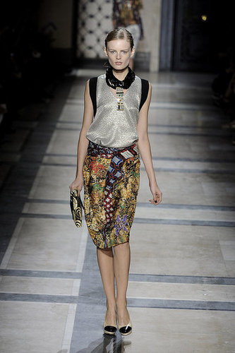 Paris Fashion Week: Dries Van Noten Spring 2010 Paris Fashion Week: Dries Van Noten Spring 2010