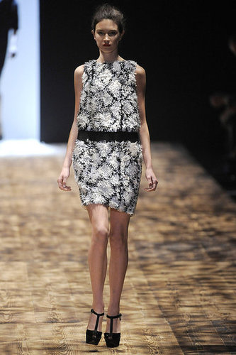Paris Fashion Week: Giambattista Valli Spring 2010 Paris Fashion Week: Giambattista Valli Spring 2010