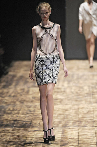 Paris Fashion Week: Giambattista Valli Spring 2010 Paris Fashion Week: Giambattista Valli Spring 2010