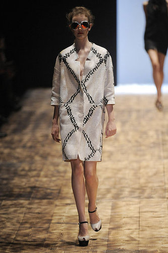 Paris Fashion Week: Giambattista Valli Spring 2010 Paris Fashion Week: Giambattista Valli Spring 2010
