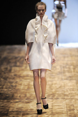 Paris Fashion Week: Giambattista Valli Spring 2010 Paris Fashion Week: Giambattista Valli Spring 2010
