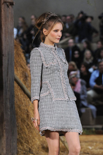 Paris Fashion Week: Chanel Spring 2010 Paris Fashion Week: Chanel Spring 2010