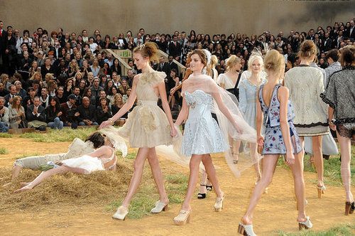 Paris Fashion Week: Chanel Spring 2010 Paris Fashion Week: Chanel Spring 2010