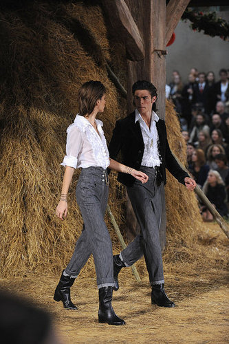 Paris Fashion Week: Chanel Spring 2010 Paris Fashion Week: Chanel Spring 2010