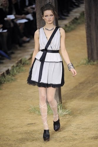 Paris Fashion Week: Chanel Spring 2010 Paris Fashion Week: Chanel Spring 2010