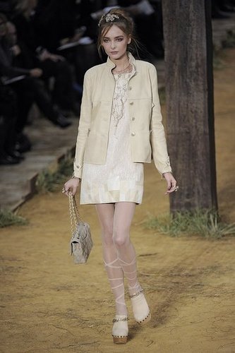 Paris Fashion Week: Chanel Spring 2010 Paris Fashion Week: Chanel Spring 2010