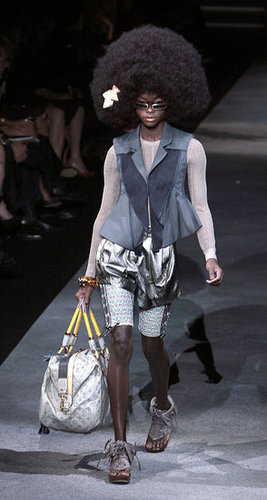 Paris Fashion Week: Louis Vuitton Spring 2010 Paris Fashion Week: Louis Vuitton Spring 2010