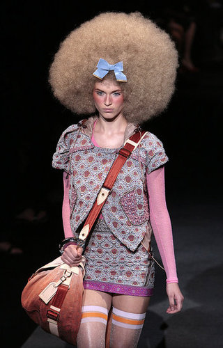 Paris Fashion Week: Louis Vuitton Spring 2010 Paris Fashion Week: Louis Vuitton Spring 2010