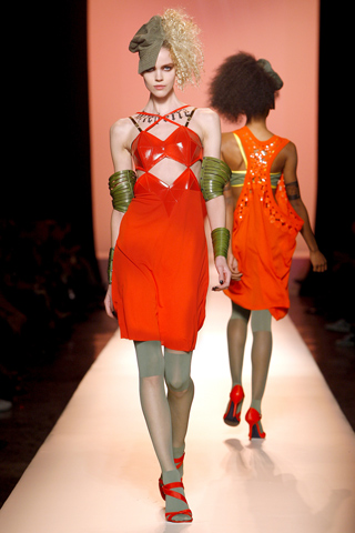 Jean Paul Gaultier spring 2010
Jean Paul Gaultier spring 2010