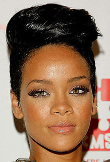 How to Apply Blush to an Oval Face