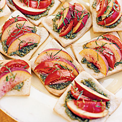 Mini Peach and Pesto Pizzas Mini Peach and Pesto Pizzas