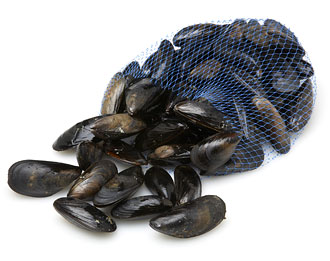 Steamed Mussels in Tomato Broth Steamed Mussels in Tomato Broth