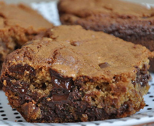 Simple Peanut Butter Brownies With Chocolate Chunks