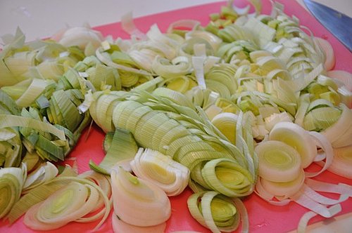 Mac Attack! Leeks and Sharp Cheddar Mac and Cheese Mac Attack! Leeks and Sharp Cheddar Mac and Cheese