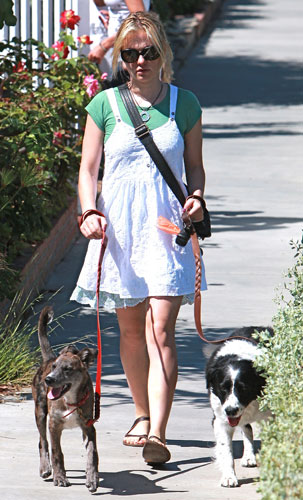 Photos of Anna Paquin With her Dogs