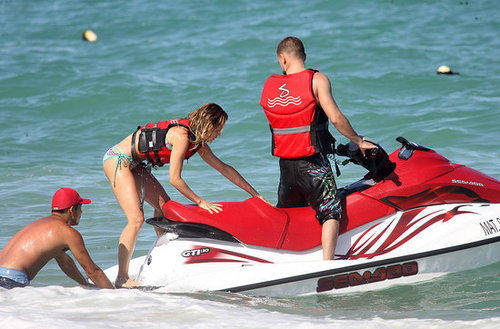 Photos of Mena Suvari Jet skiing in a Bikini Photos of Mena Suvari Jet skiing in a Bikini