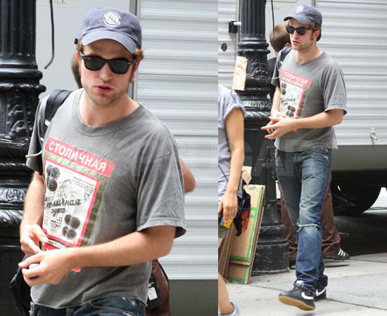 Photos of Robert Pattinson on the Set of Remember Me