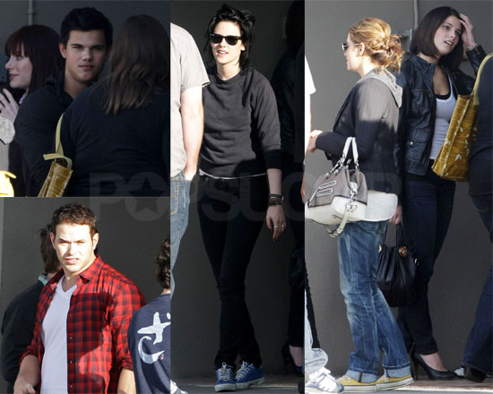 Photos of Robert Pattinson, Kellan Lutz, Kristen Stewart, Taylor Lautner at New Moon Viewing Photos of Robert Pattinson, Kellan Lutz, Kristen Stewart, Taylor Lautner at New Moon Viewing