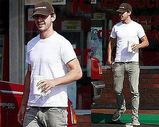 Photos of Shia LaBeouf Without Hand Bandages