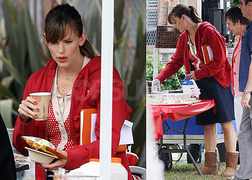 Photos of Jennifer Garner on The LA Set of Valentine's Day