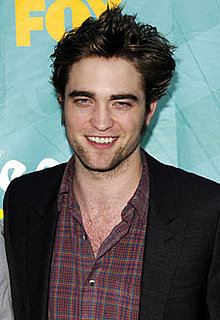 Quotes From Robert Pattinson's Interview Where He Insists He's Single and Used to Look Like a Girl