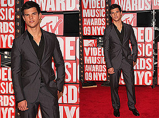 Photos of Taylor Lautner on Red Carpet at 2009 MTV VMAs