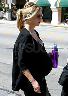 Sarah Michelle Gellar Gives Birth to Baby Girl Charlotte Grace