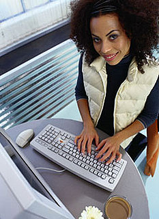 Should I Look For a New Job While I'm Still Employed?