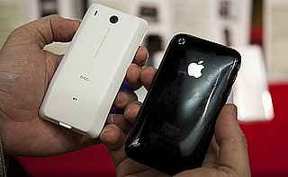 Daily Tech: HTC Hero's Teflon Coating Is Impressive 