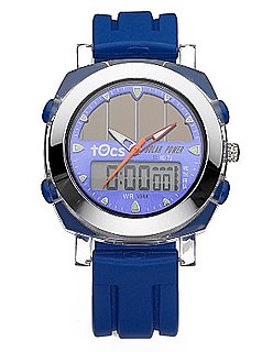 Solar-Powered and Waterproof: The Summer-Ready Tocs Watch  