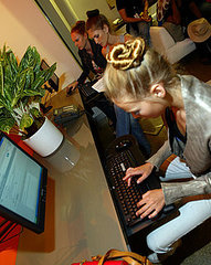 Would You Want to Know If a Computer Thinks You're Pretty? Would You Want to Know If a Computer Thinks You're Pretty?
