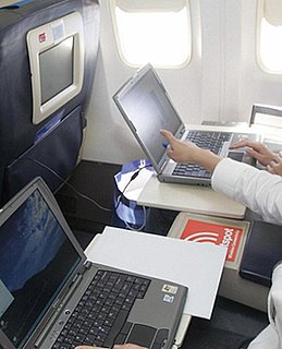 Travelers Would Rather Have WiFi Over Meal Service