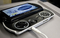 Daily Tech: All the Pros and Cons of the PSPgo Daily Tech: All the Pros and Cons of the PSPgo