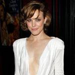 Which Look Do You Like Better on Rachel McAdams? Which Look Do You Like Better on Rachel McAdams?