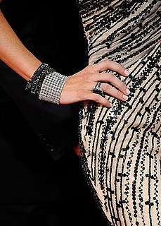 Photos of Jewelry, Clutches, Shoes at 2009 Emmy Awards 2009-09-21 16:20:11