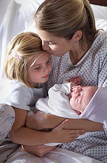 Sibling Tours Prepare Kids for New Babies