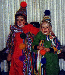 Timeless Sibling Themes For Halloween: Clowns 