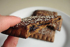 Review of Chocolate Fudge Fiber One Toaster Pastries