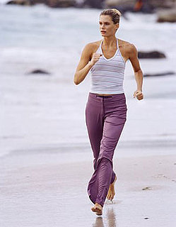 Run Barefoot and Avoid Running Injuries?