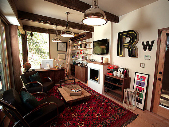 Guess Which Actor From The Office Lives Here?