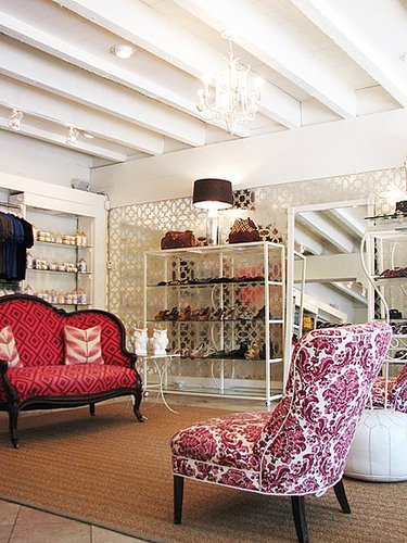 Casa Shops: Adelante and Curb Service 