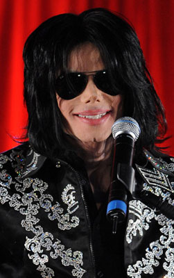 Roundup Of The Latest Entertainment News Stories — Michael Jackson’s Doctor to Be Charged With Manslaughter