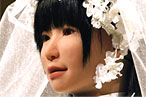 Très Bizarre: Robot Model Walks Japanese Fashion Show
