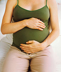 Woman Implanted With Wrong Embryo to Give Birth Woman Implanted With Wrong Embryo to Give Birth