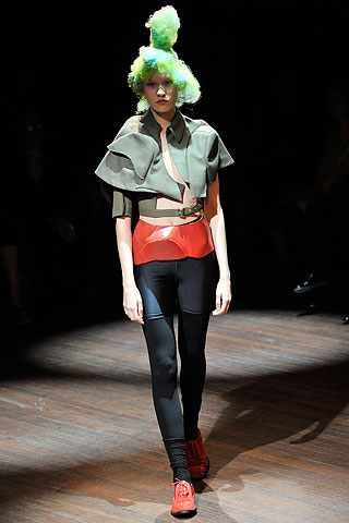 Comme des Garçons spring 2010
Comme des Garçons spring 2010
