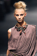 Fashion in 50 Seconds 10/22/09 Alber to Tokyo, Vuitton to Mongolia